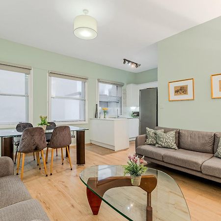 Stunning Central 2Br Flat Btw Soho & Covent Garden London Exterior photo